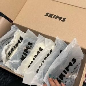 skims clothing pallets